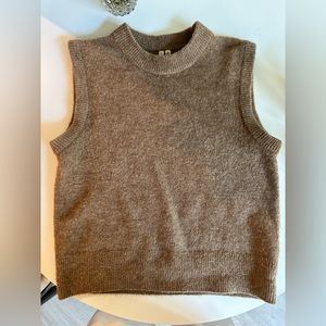 Arket Knitted Alpaca vest in tan size XS